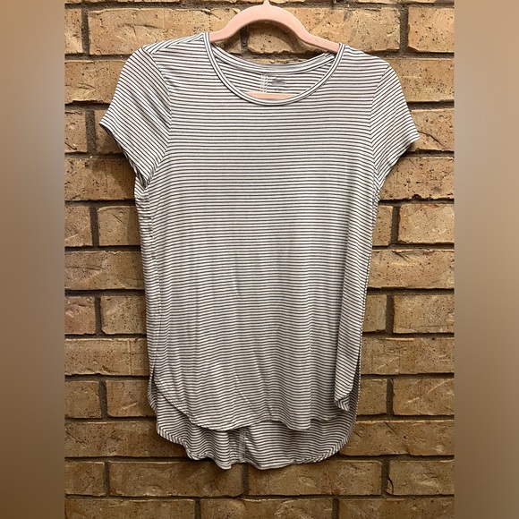 Old navy kids shirts set - Picture 2 of 8